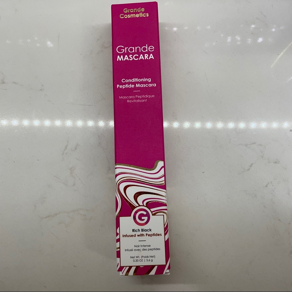 NWT Grande Mascara